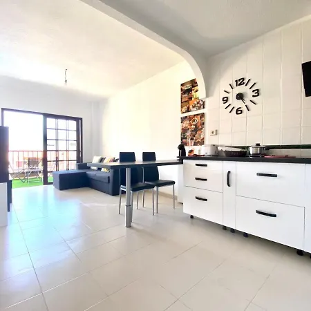 One-bedroom With Amazing Pool In Balcon Del Mar Apartment Costa Del Silencio
