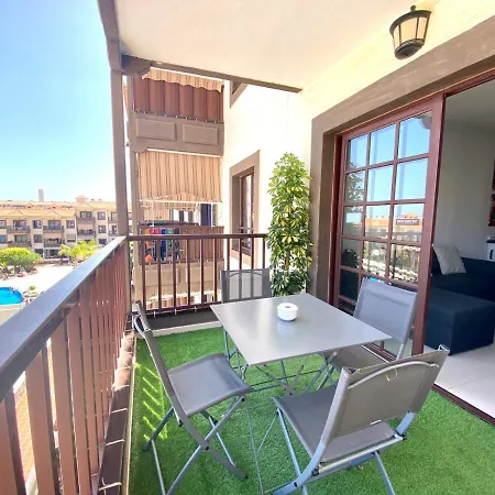 One-bedroom With Amazing Pool In Balcon Del Mar