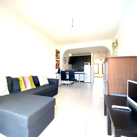 One-bedroom With Amazing Pool In Balcon Del Mar Apartment *